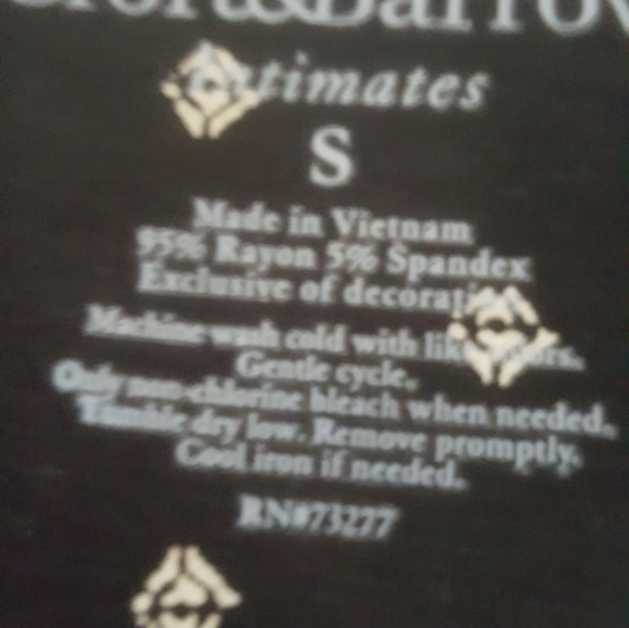 Croft & Barrow intimates small - Picture 3 of 5